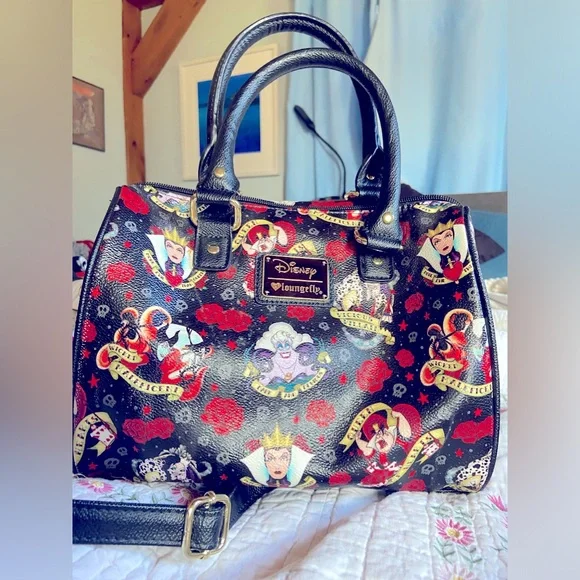 LOUNGEFLY DISNEY VILLAINS FAUX LEATHER PURSE~LIKE NEW- WITH CROSSBODY STRAP - Picture 10 of 10